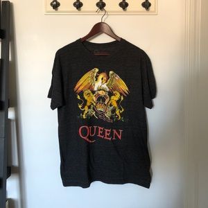 3/$30 - Queen tee
